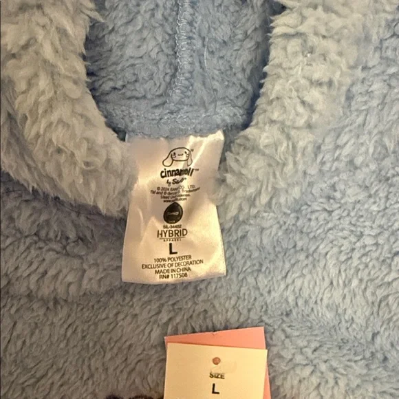 Sanrio Cinnamoroll Blue Sweater - Picture 4 of 4